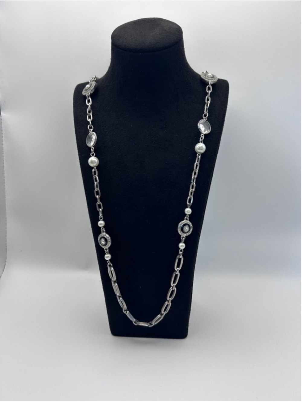 Necklace Premier Designs Silver Tone Station Rhinestone Crystal Pearl